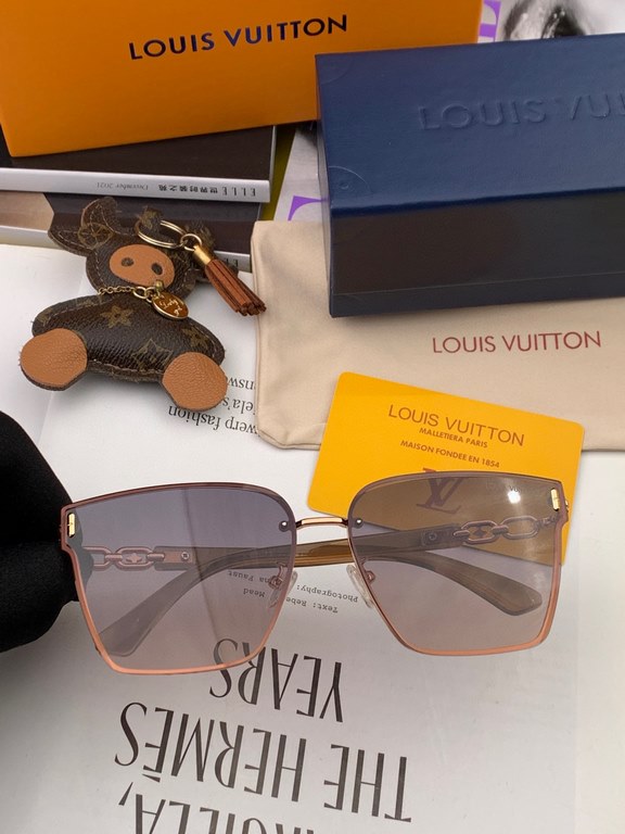 LV 2023 new women's square frame sunglasses driving sunglasses New rimless sunglasses Fashionable and generous Comfortable and lightweight Exquisite luxury Ultra-light Model L8362