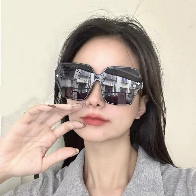 LV 2023 new women's square frame sunglasses driving sunglasses New sunglasses Fashionable and generous Comfortable and lightweight Exquisite luxury Ultra-light Model L2805