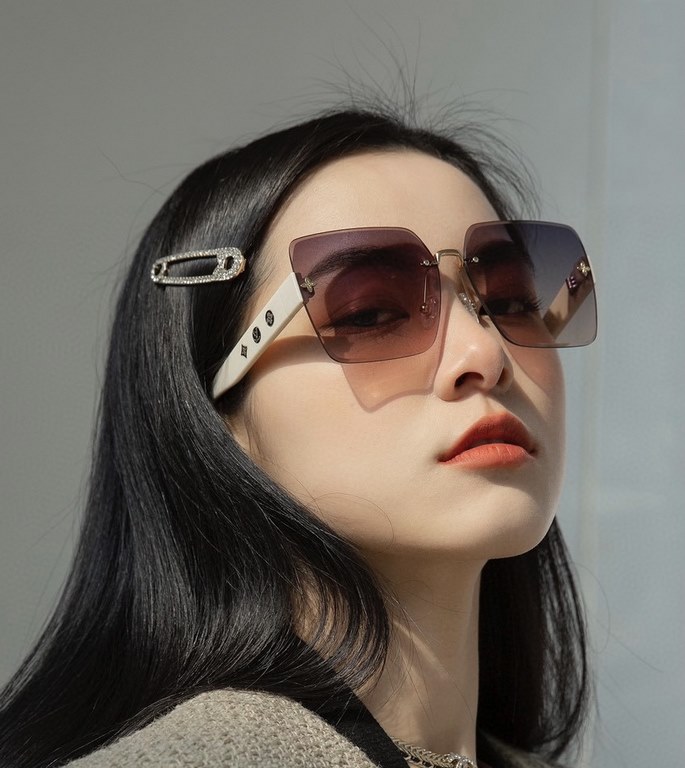 lv large frame sunglasses sunglasses classic box design, not pick face type, whether with a coat or dress are very temperament prevention UV Model L5970