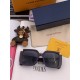 lv large frame sunglasses sunglasses classic box design, not pick face type, whether with a coat or dress are very temperament prevention UV Model Model L9147