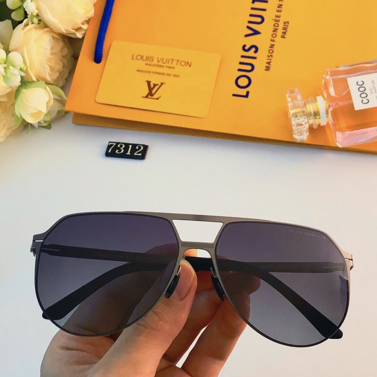 LV business fashion sunglasses double beam driving special driving UV polarized glasses sunglasses men's elastic legs