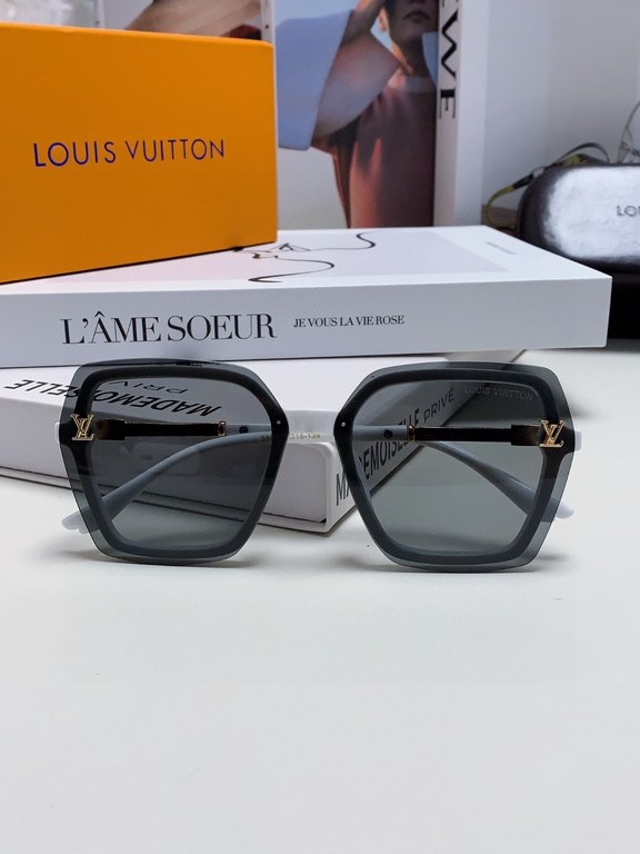 LV Louis Vuitton frames letter fashion sunglasses personalized driving sunscreen shades UV sunglasses