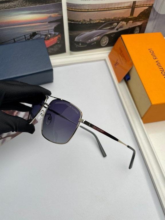 . New   Brand Louis Vuitton LV  High Quality Men's Polarized Sunglasses   Material imported Polaroid polarized lenses,   stainless steel alloy frames,   texture is superb, men's driving essentials. (No. 8152)