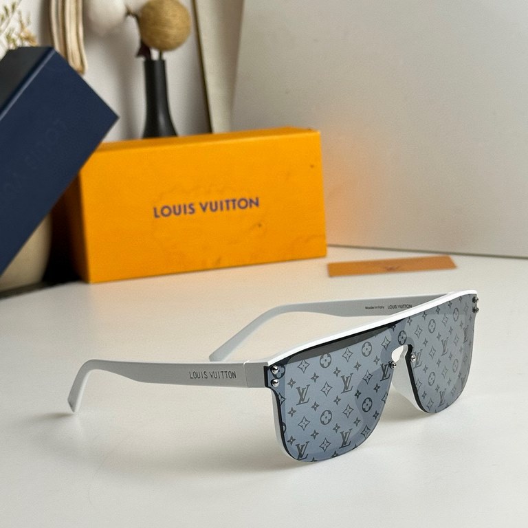 Internet Explosion In stock in large quantities. In stock. In stock LOUIS VUITTO MODEL Z1082 Z2329 Z2331 Z1487 Z1485 The original LV cut edge rimless shape Gorgeous turn with infinite taste Patterned design Classic uniqu