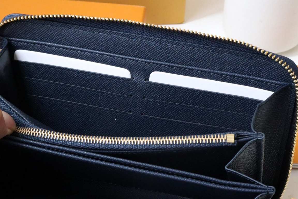 LV Louis Vuitton Wallet