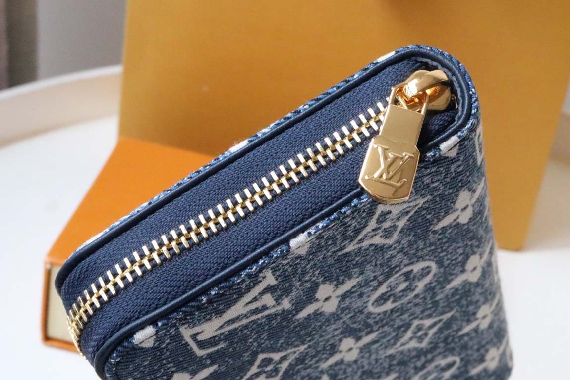 LV Louis Vuitton Wallet