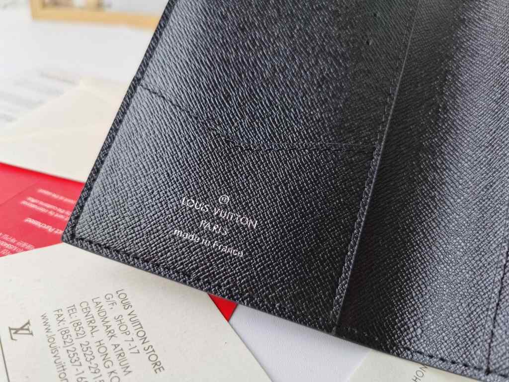 LV Louis Vuitton Wallet