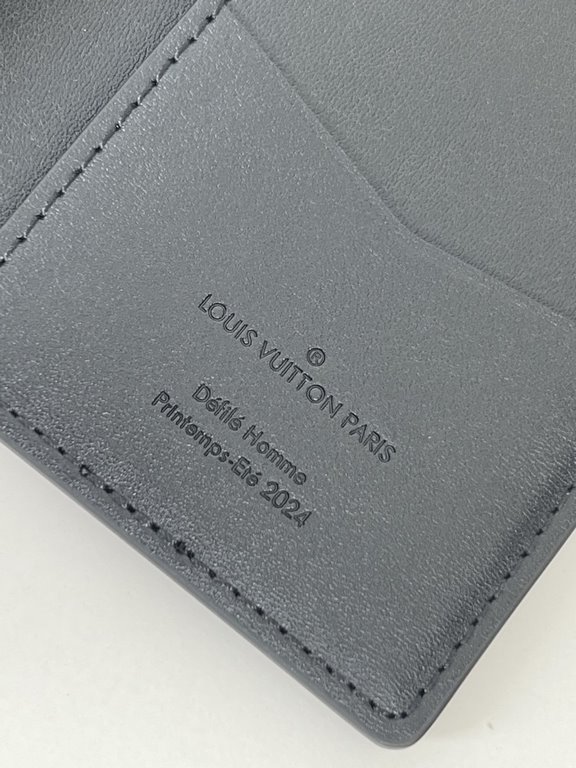 LV Louis Vuitton Wallet