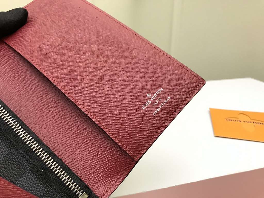 LV Louis Vuitton Wallet