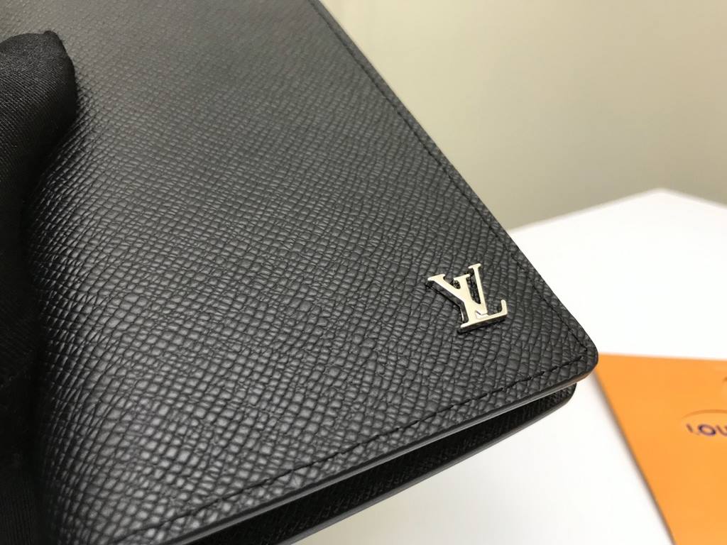 LV Louis Vuitton Wallet