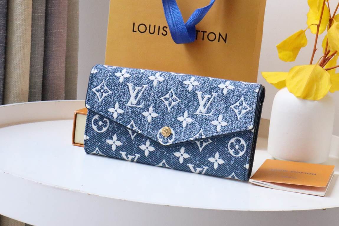 LV Louis Vuitton Wallet