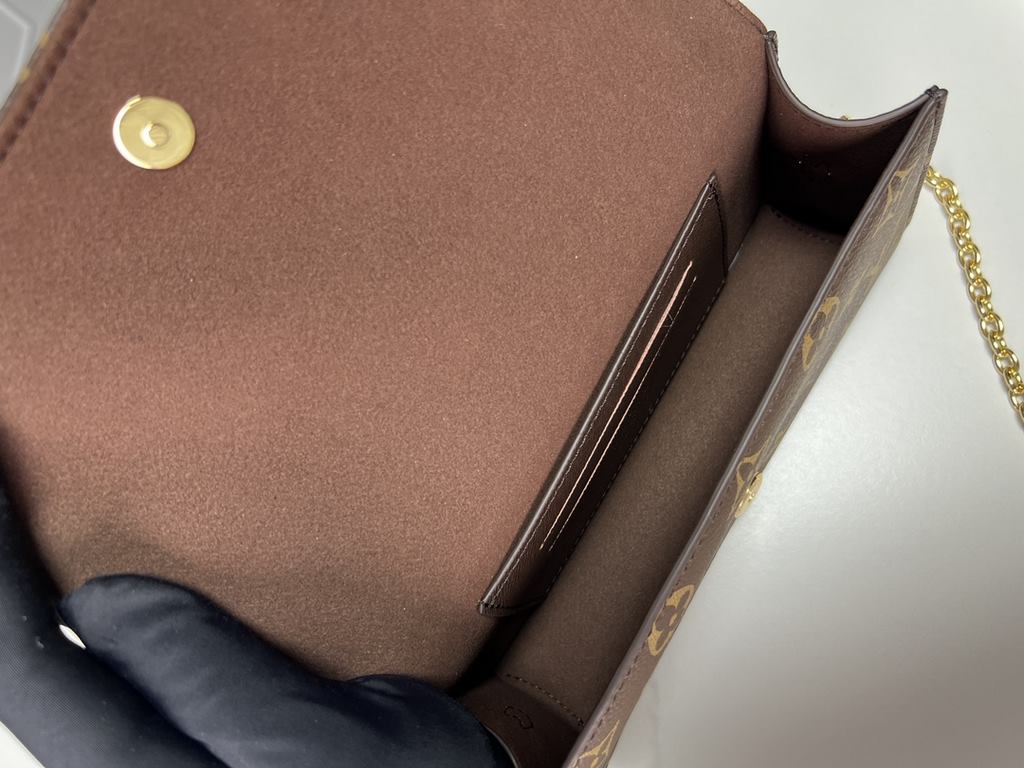 LV Louis Vuitton Wallet