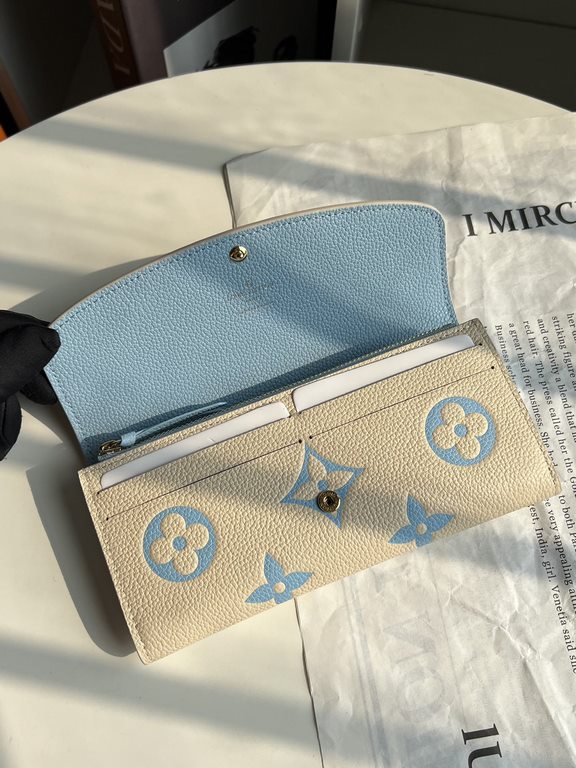 LV Louis Vuitton Wallet