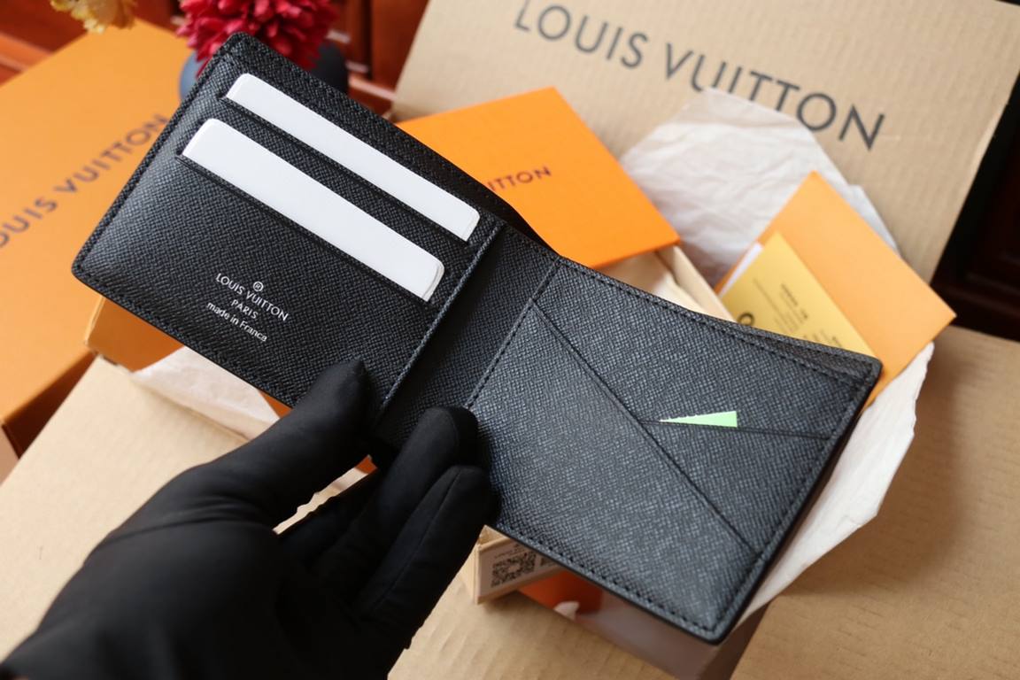 LV Louis Vuitton Wallet