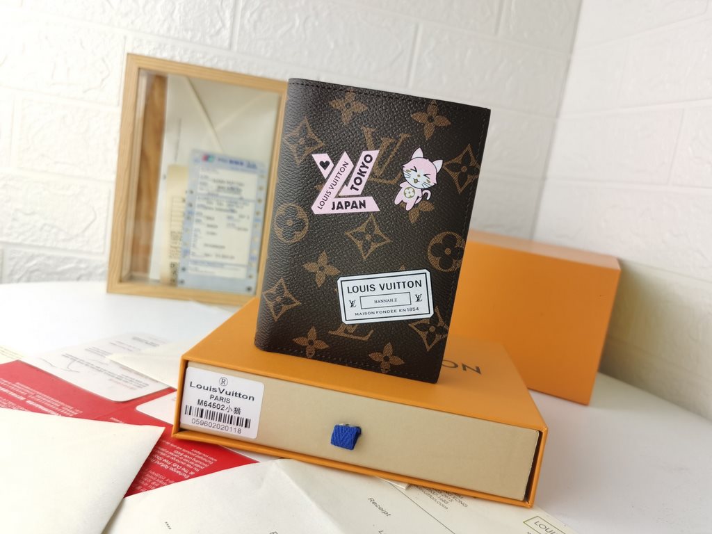 LV Louis Vuitton Wallet