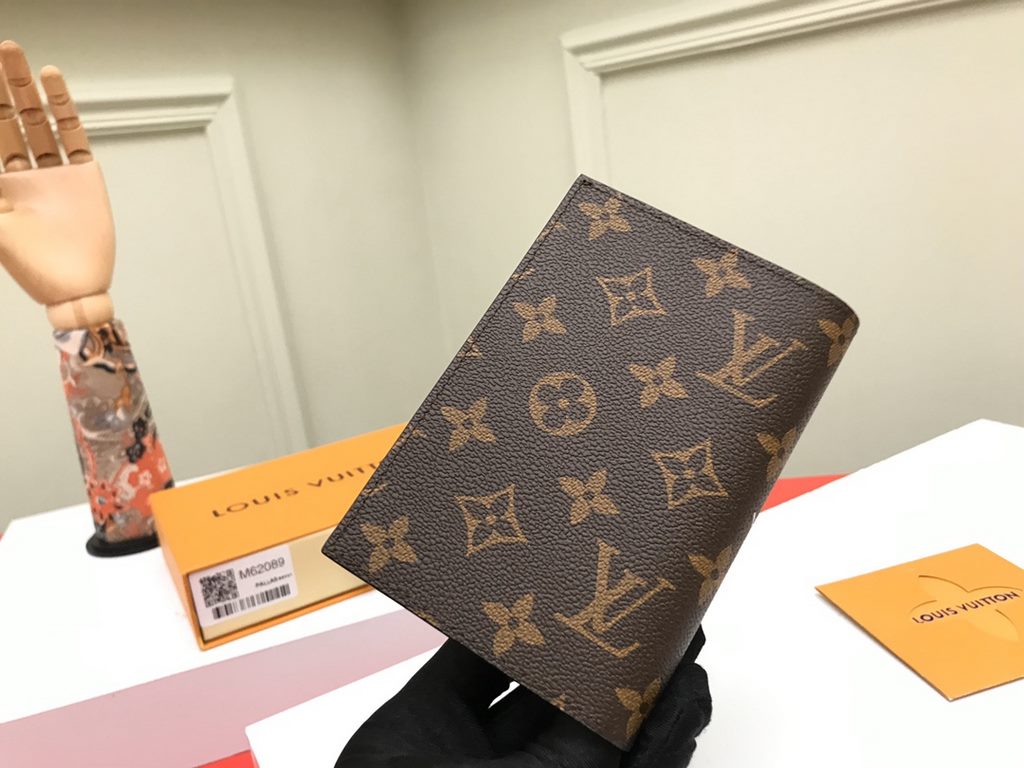 LV Louis Vuitton Wallet