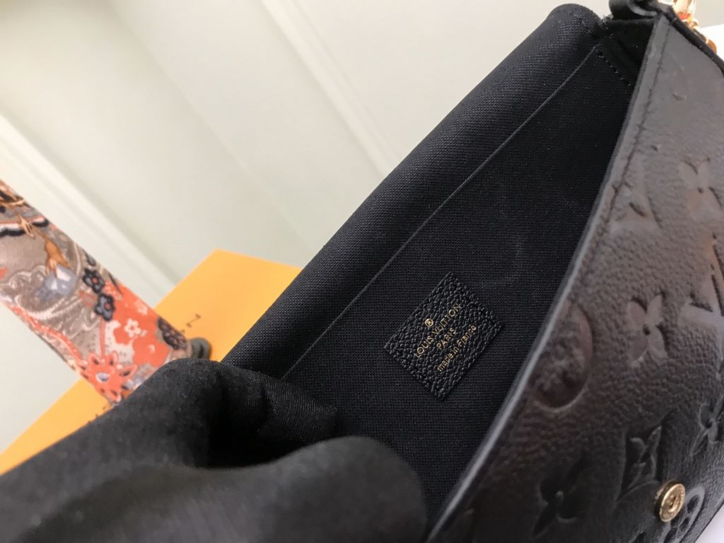 LV Louis Vuitton Wallet