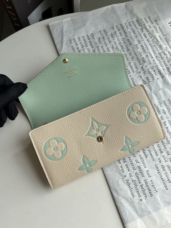 LV Louis Vuitton Wallet