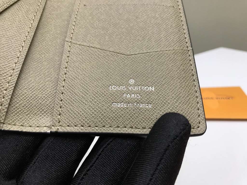 LV Louis Vuitton Wallet