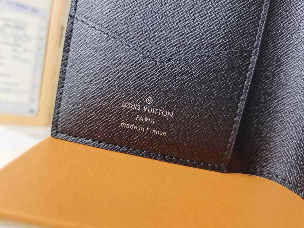 LV Louis Vuitton Wallet