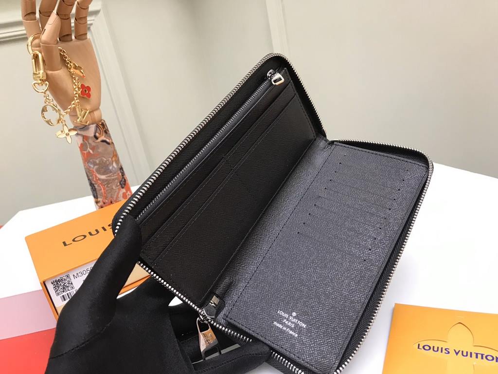 LV Louis Vuitton Wallet