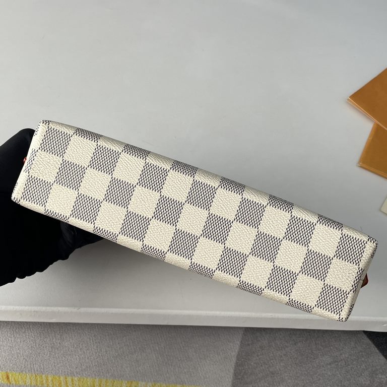 LV Louis Vuitton Wallet