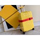 Rimowa Trolley caseluggageUltra-light pc zipper case, must get the same high value trolley case of YiYiChixi! Rimowa Essential new color collection! When you're young, you need to look good to travel!  Free Rimowa StrapM