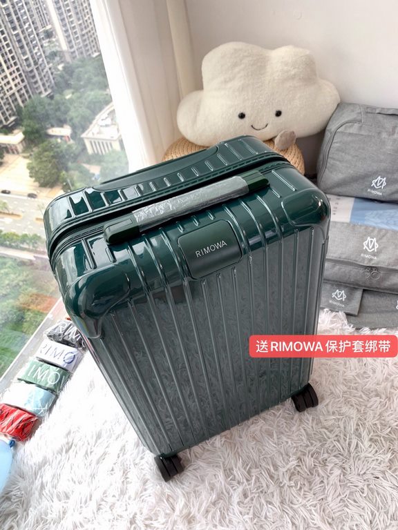 [Ink green] RIMOWA Zhimowa new color suitcase, easy to use the same Essential series, colorful, enjoy the journey. Using the national universal TSA customs lock, upgraded version of the simple logo fashion high-end, univ