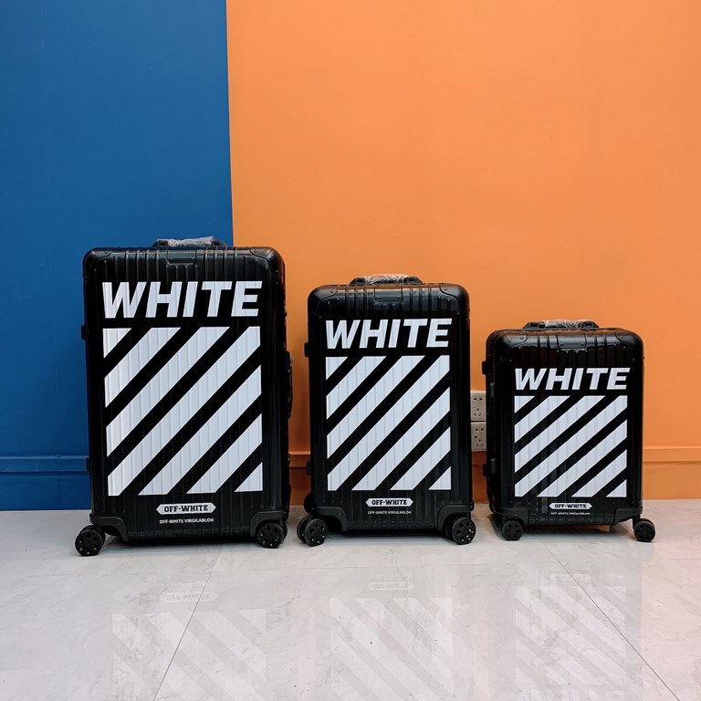 Original goodsMaterial Aluminum-Magnesium Alloy Original Price Four FiguresIMOWA X Off-White Co-BrandingMOWA and Off-White are back with another new collab!MOWA has announced that they will be releasing different designs