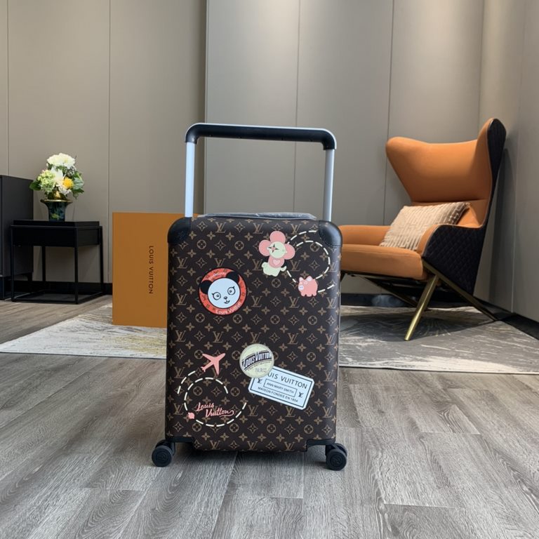 A limited edition with a new lookThe new Horizon luggage revitalizes Louis Vuitton's legendary heritage with a creative twist. The iconic Monogram canvas is embellished with travel appliqués that harken back to the brand