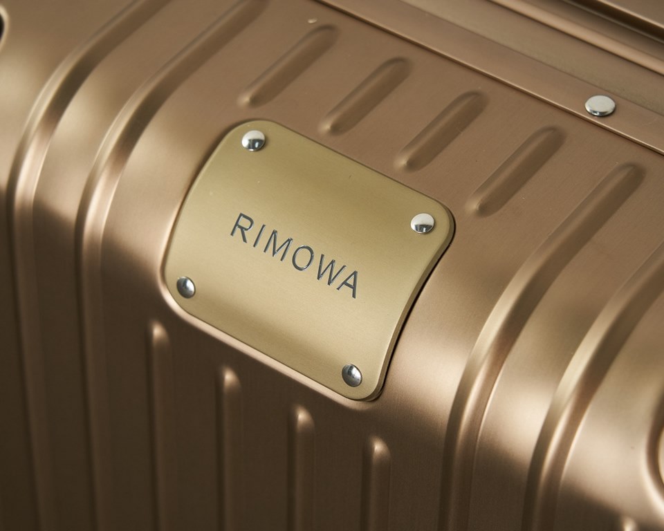 Highest Edition RIMOWA Topas Series 925 Germany(ZP special precious one can be said to be rimowa debut so far the long history of the classic series now the official website can not be bought unless specifically run abro