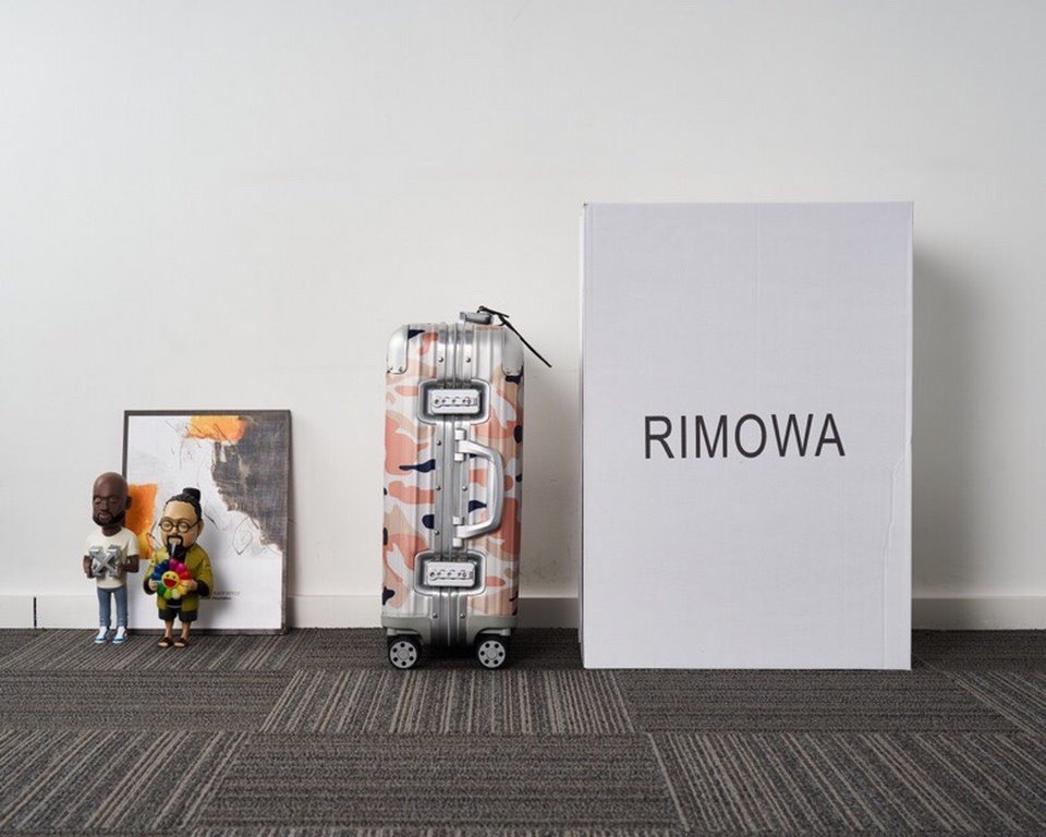 RIMOWAZHIMOWA new ORIGINAL cabin 21 inch aluminum magnesium alloy camouflage limited edition suitcase, please     channel factory made out of the packaging, the details are not the same as the market goods. New model pac