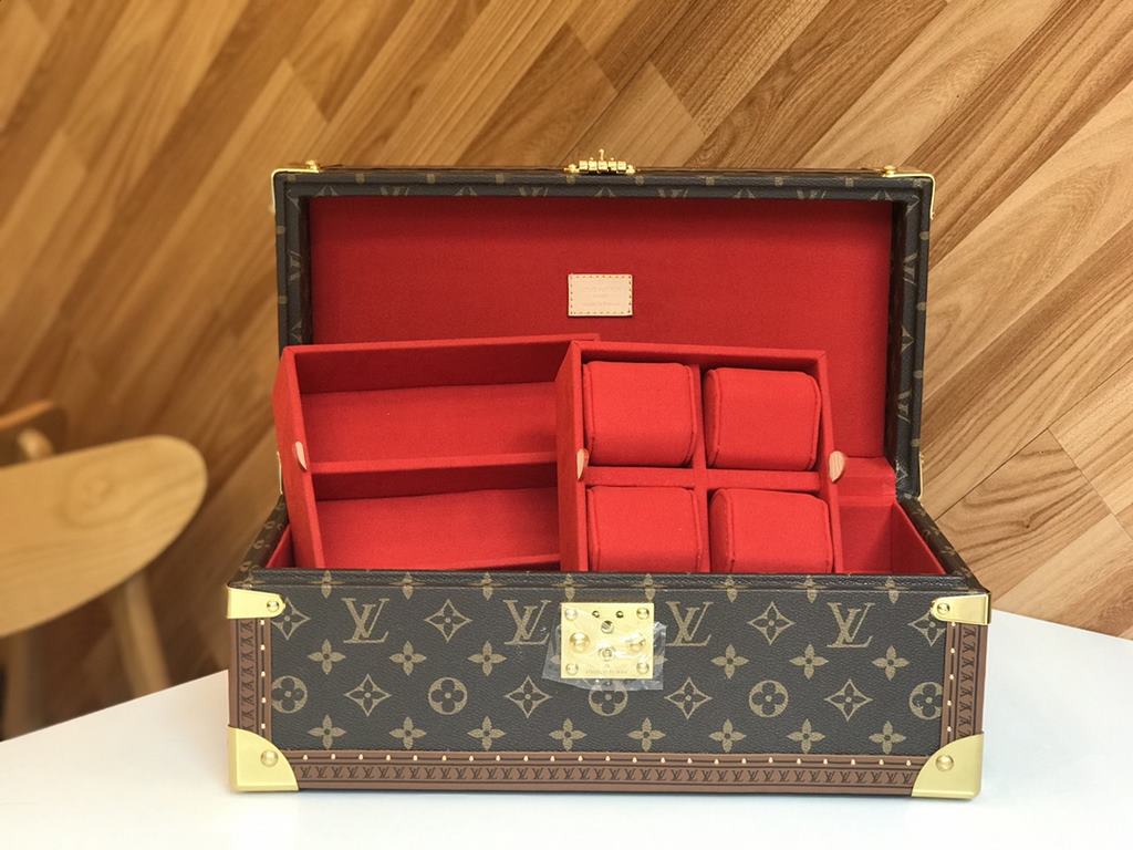 M47004SBMulti-Precious Hard CaseSize 391817This wooden box Counter newest models hard wooden box # new   [Multi-treasure box] inner compartment is very practical . This multi-treasure box has two layers inside.The upper 