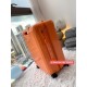 [Fragrant Mango Orange] RIMOWA Zhimowa new color suitcase, easy to use the same Essential series, colorful, enjoy the journey. Using the national universal TSA customs lock, upgraded version of the simple logo fashion hi