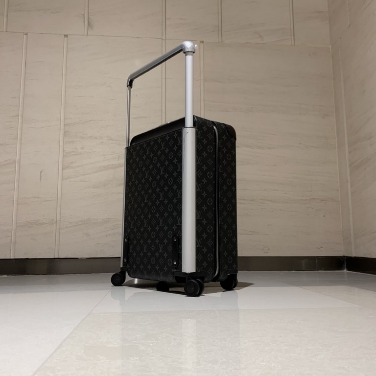 55CMHORIZON Four Wheel Trolley Case, 55cmMeet the future of luxury four-wheeled luggage. From Marc Newson, a recognized master of groundbreaking industrial design, this lightweight four-wheeled trolley creates a flat, sp