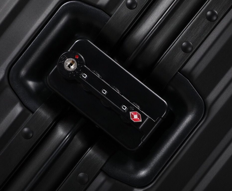 Original trunk series!Rimowa Luggagetrolley caseAluminum-magnesium alloy] Topas Sport sports modelsForced a super-high one, Zhang Dawei, Qiwei, Zheng Kai many many stars are in use!Non-market first-generation circulation