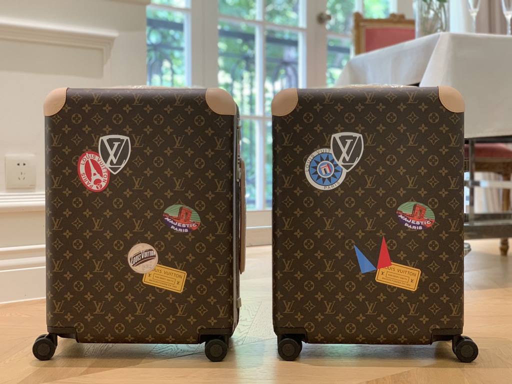 LOUIS VUITTON-HORIZON four-wheeled trolley case 55cm Specifications 38  55  21 (L  H  W) counter genuine quality In stock!L V Horizon trolley case is a classic piece created by the brand in collaboration with designer Ma