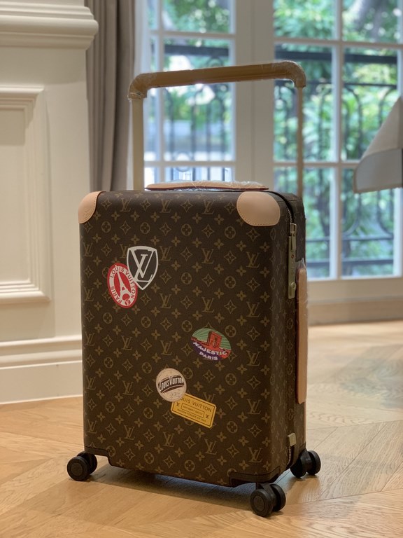 LOUIS VUITTON-HORIZON four-wheeled trolley case 55cm Specifications 38  55  21 (L  H  W) counter genuine quality In stock!L V Horizon trolley case is a classic piece created by the brand in collaboration with designer Ma