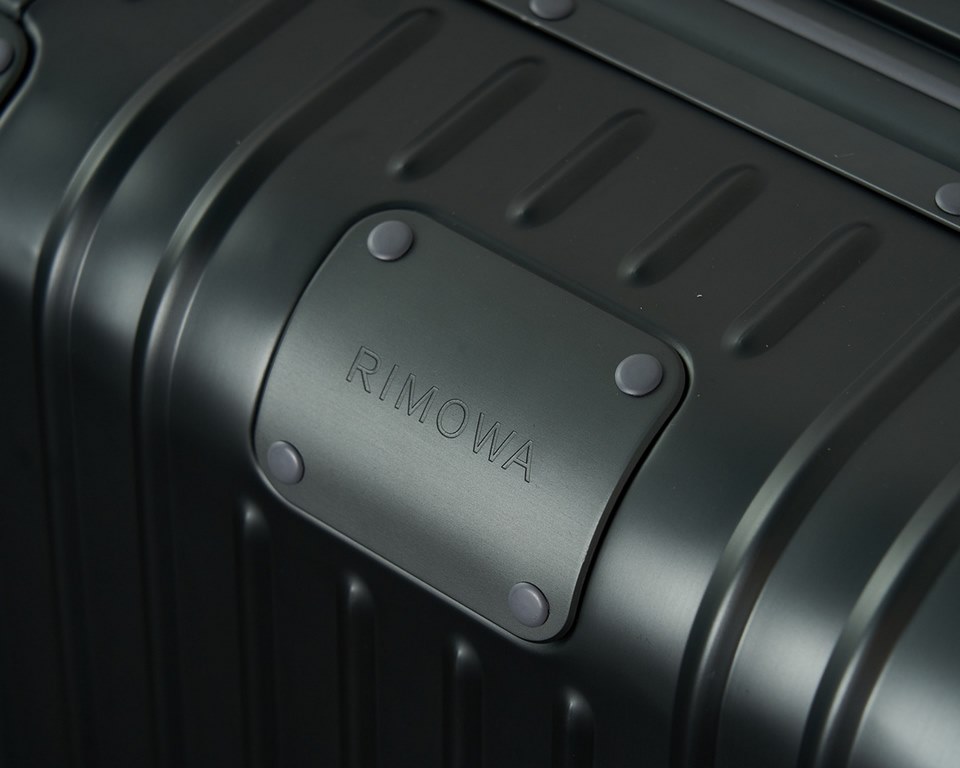 Highest Edition RIMOWA Topas Series 925 Germany(ZP special precious one can be said to be rimowa debut so far the long history of the classic series now the official website can not be bought unless specifically run abro