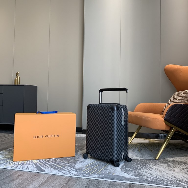 55cmHORIZON Four Wheel Trolley Case, 55cmMeet the future of luxury four-wheeled luggage. From Marc Newson, a recognized master of groundbreaking industrial design, this lightweight four-wheeled trolley creates a flat, sp