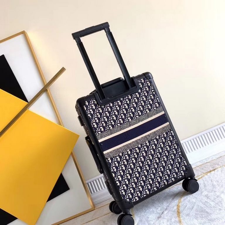 Christian Di0r Christian Di0r Luggage  LuggageAnother set of new fashion favorites, this retro-shaped trolley case has its own unique kind of fashionable and competent style, strength and value are online   Pan him! Icon