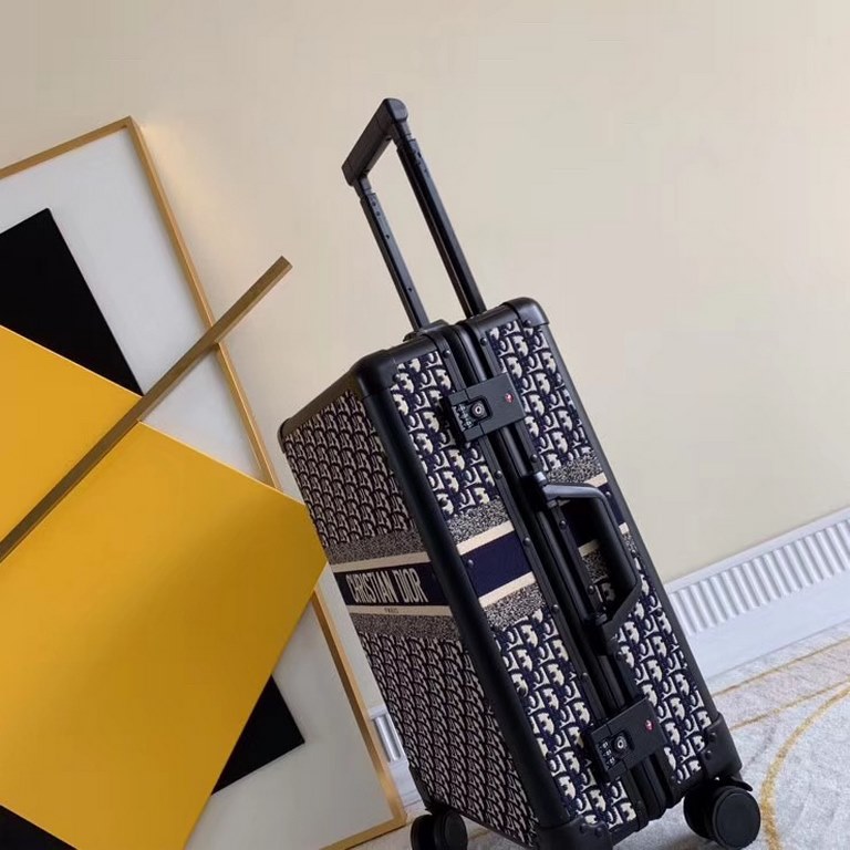 Christian Di0r Christian Di0r Luggage  LuggageAnother set of new fashion favorites, this retro-shaped trolley case has its own unique kind of fashionable and competent style, strength and value are online   Pan him! Icon