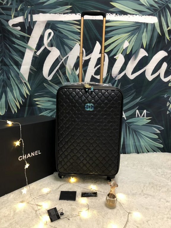 GF4343XNEWestern Europe Chanel    trolley case Home travel essential load B magic weapon high fashion cool trend top imported fabric feel awesome universal wheel easy to drag! Take her with you to accompany you through a