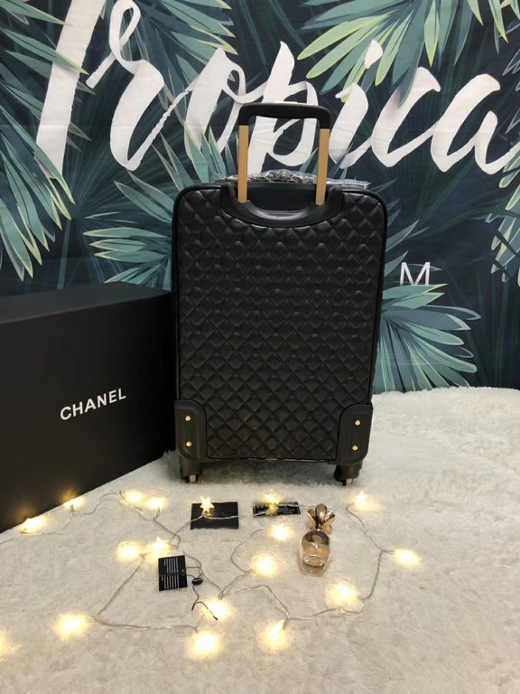 GF4343XNEWestern Europe Chanel    trolley case Home travel essential load B magic weapon high fashion cool trend top imported fabric feel awesome universal wheel easy to drag! Take her with you to accompany you through a