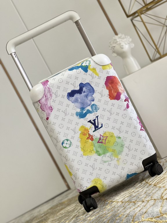 watercolor Summer Collection The new Horizon luggage revolutionizes Louis Vuitton's legendary heritage with a creative twist. The iconic Monogram canvas is embellished with travel appliqués that harken back to the brand'