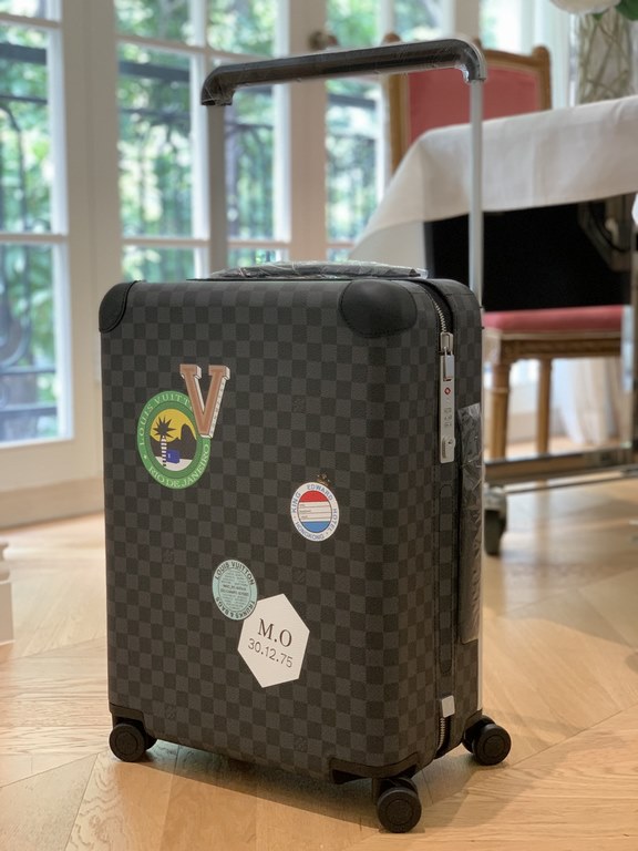 LOUIS VUITTON-HORIZON four-wheeled trolley case 55cm Specifications 38  55  21 (L  H  W) counter genuine quality In stock!L V Horizon trolley case is a classic piece created by the brand in collaboration with designer Ma