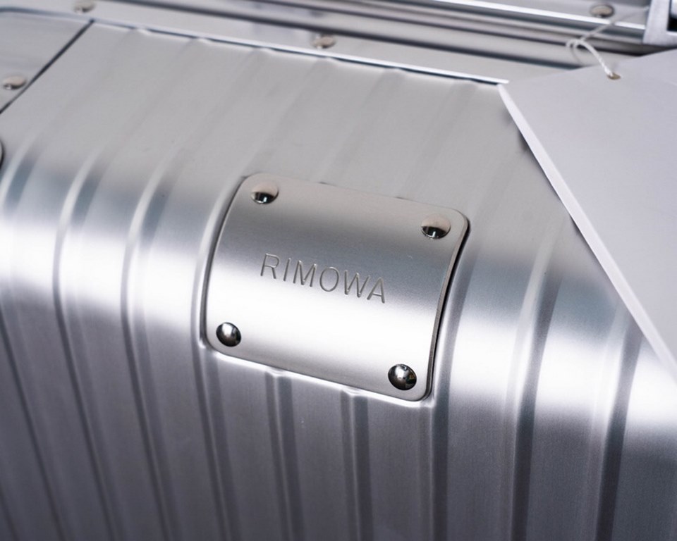 Fatty Fong, Truck Sport All Aluminum~~~Rimowa original Topas series~~~~~~Top Craftsmanship...... Rimowa Luggagetrolley case【All Aluminum-Magnesium Alloy】Original Sport Sport Edition!A super high level of compulsion, a lo