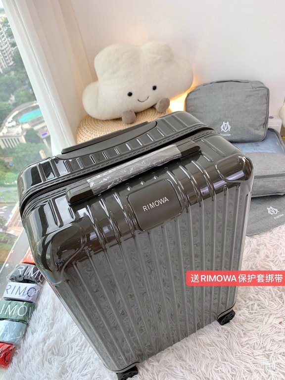 [Mineral Rock Gray] RIMOWA Zhimowa new color suitcase, easy to use the same Essential series, colorful, enjoy the journey. Using the national universal TSA customs lock, upgraded version of the simple logo fashion high-e