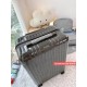 [Mineral Rock Gray] RIMOWA Zhimowa new color suitcase, easy to use the same Essential series, colorful, enjoy the journey. Using the national universal TSA customs lock, upgraded version of the simple logo fashion high-e