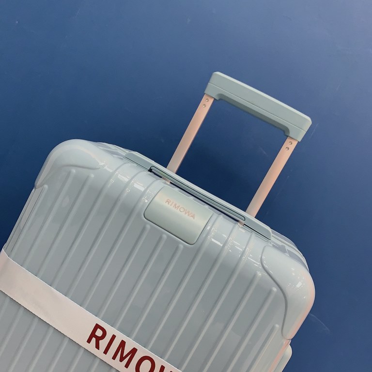 Glacier blue]     soft and quiet icy tones, color inspiration from the dense hard winter glaciers, glittering under the condensation of snow and ice dream, simple and pure, ice-breaking and travel.RIMOW@Silmova new color